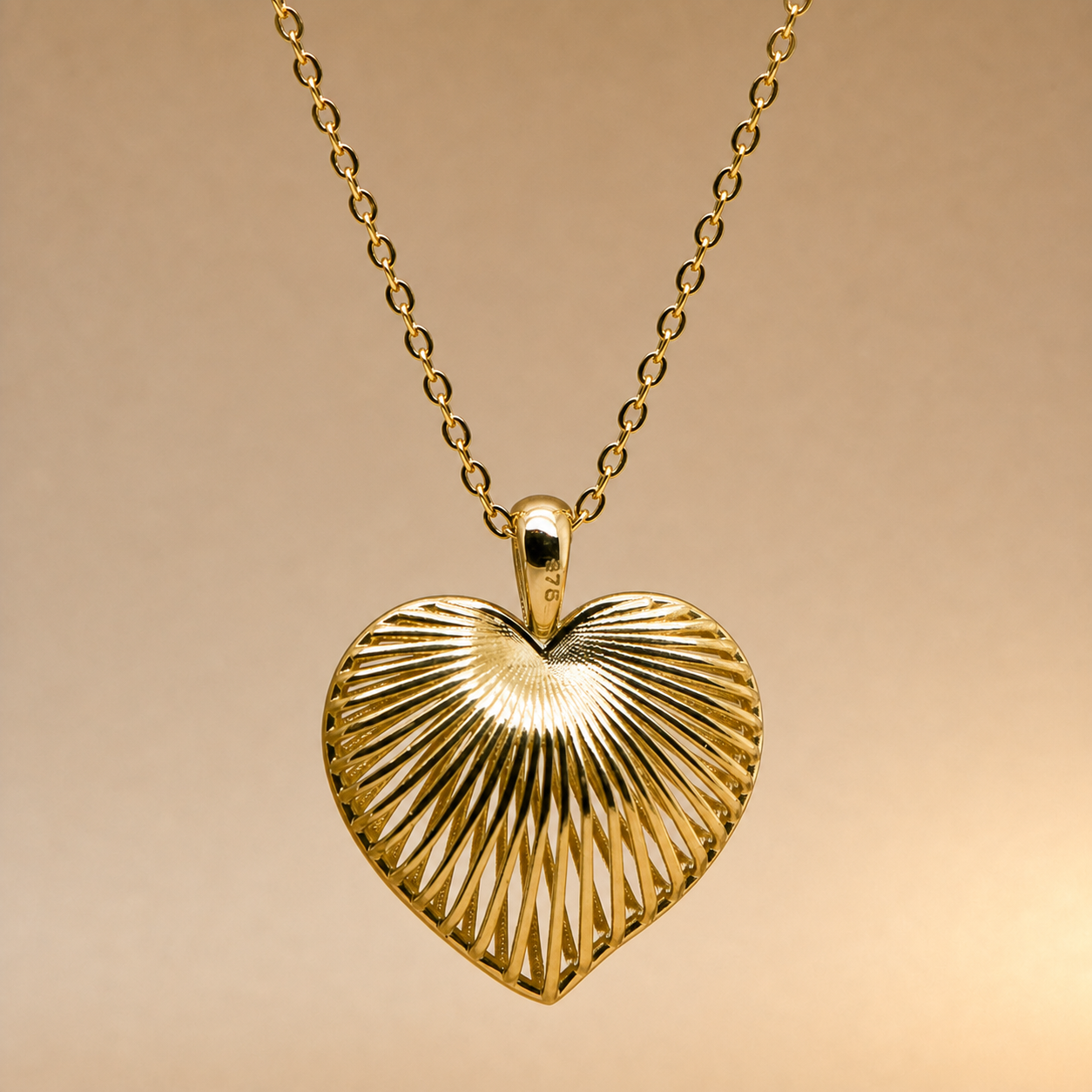 9ct puffy heart pendant
