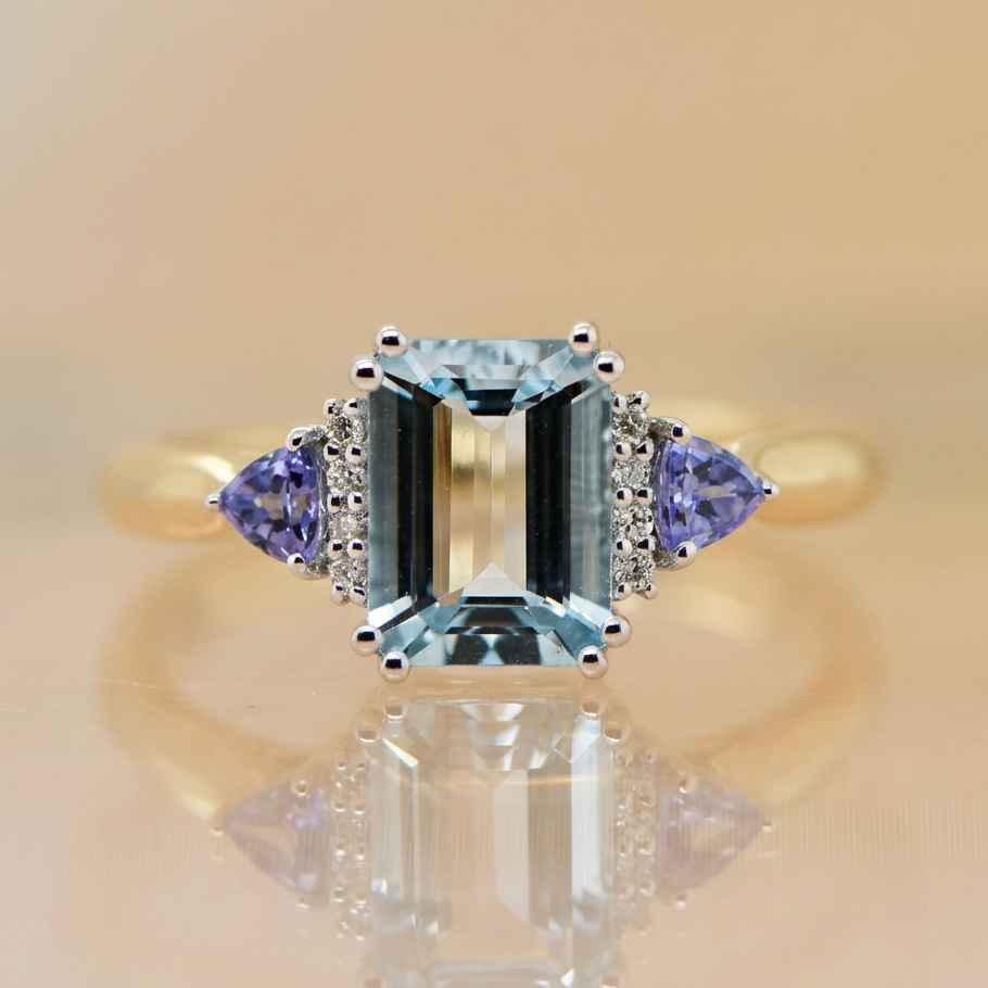 Aquamarine/Tanzanite & Diamond Ring