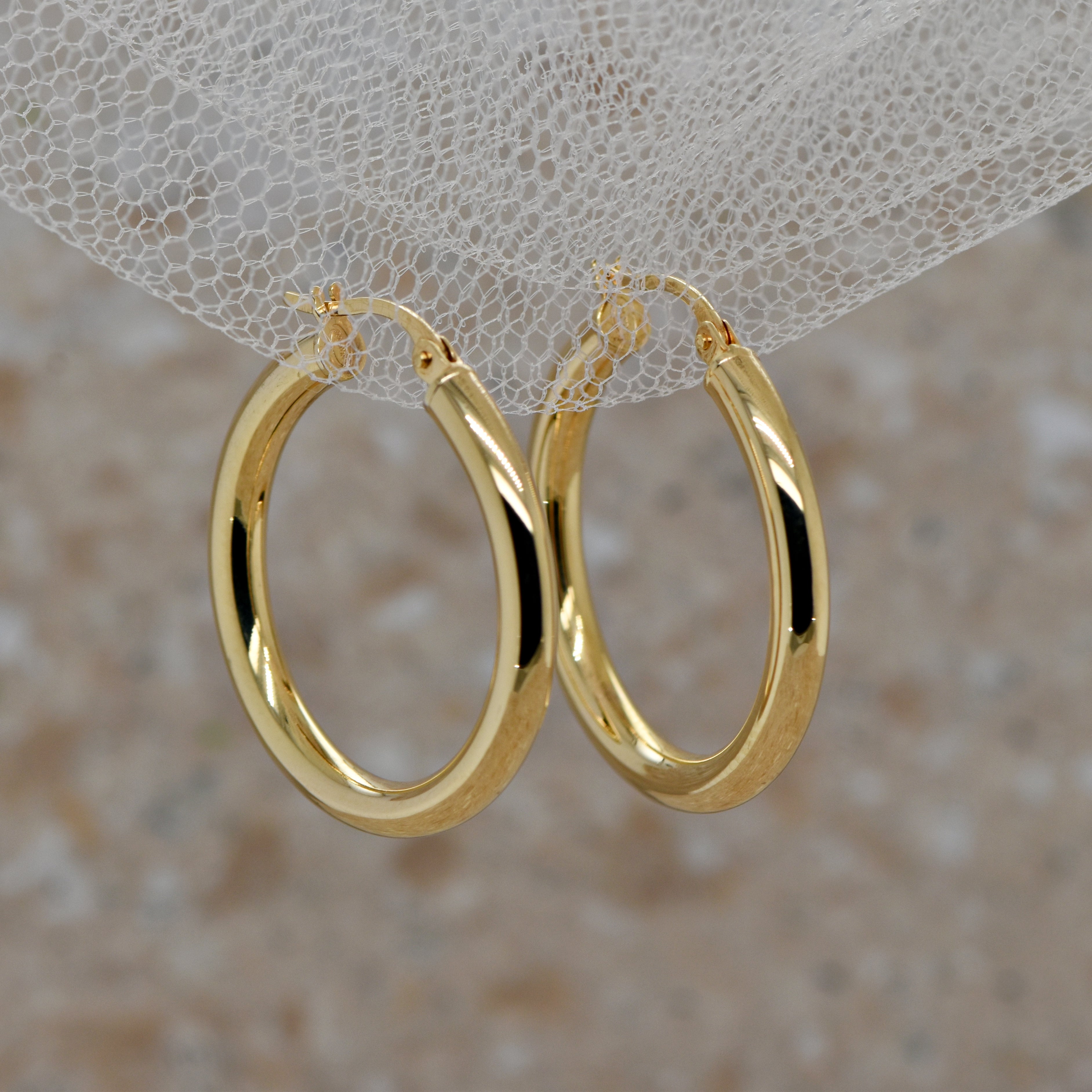 18ct gold Hoops