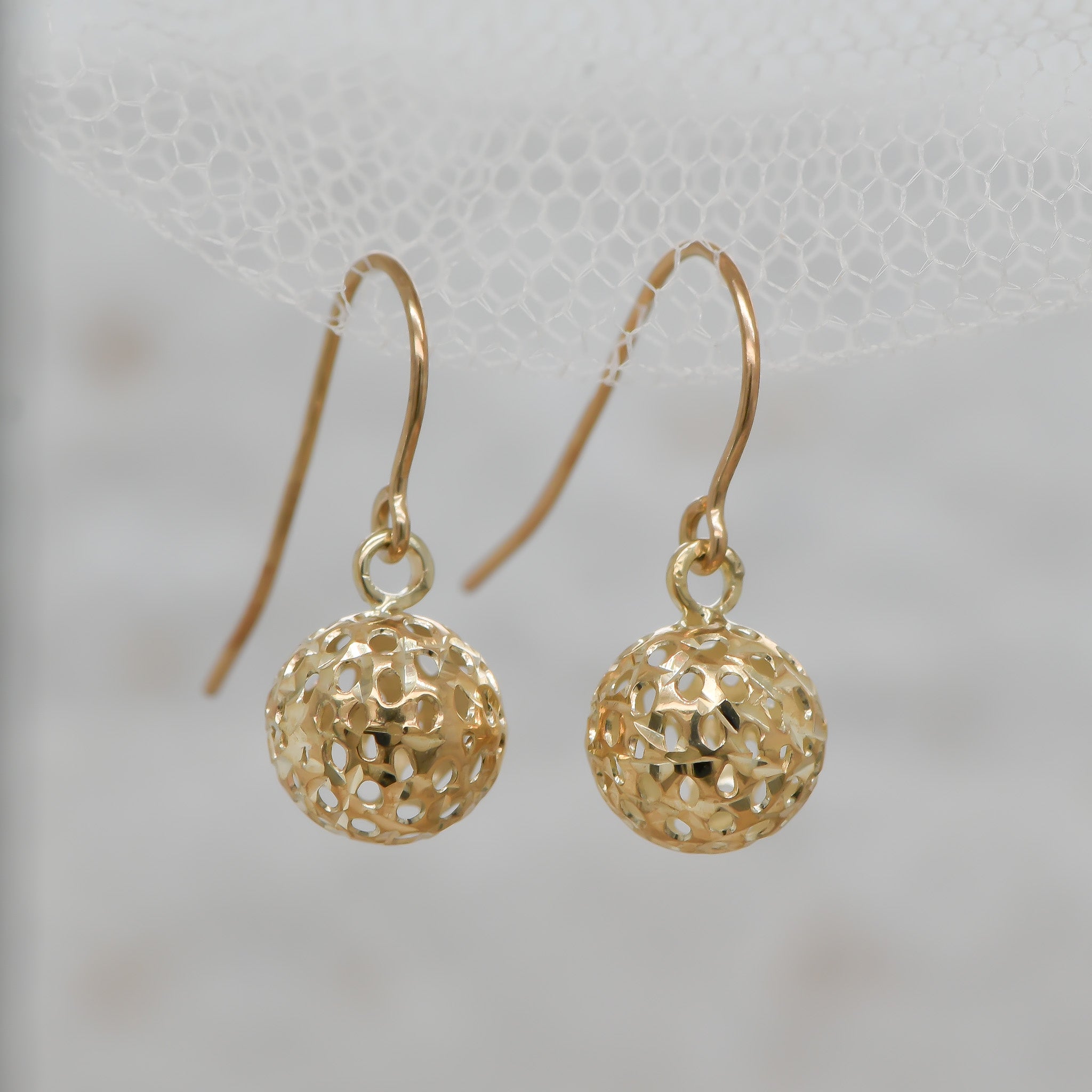 9ct Yellow Gold patterned Euro Balls
