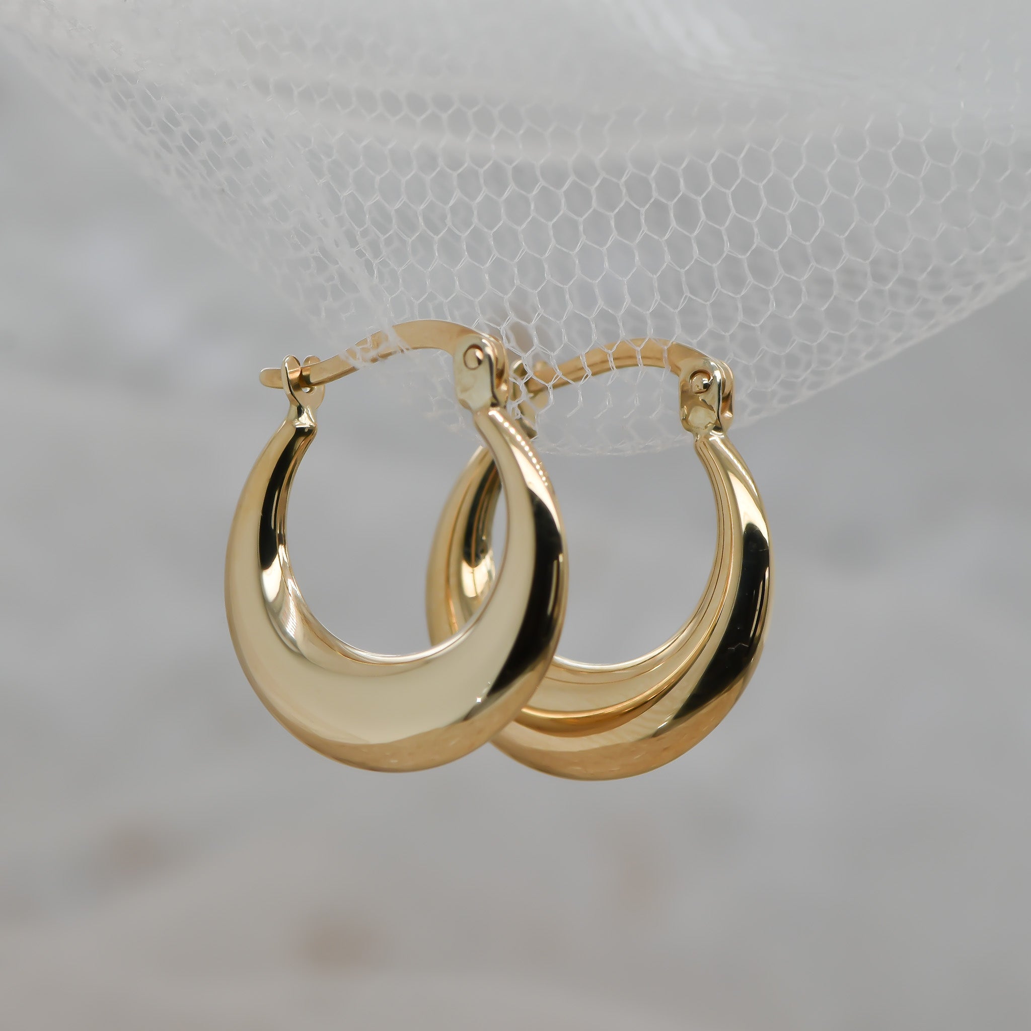 9ct tapered hoop earrings