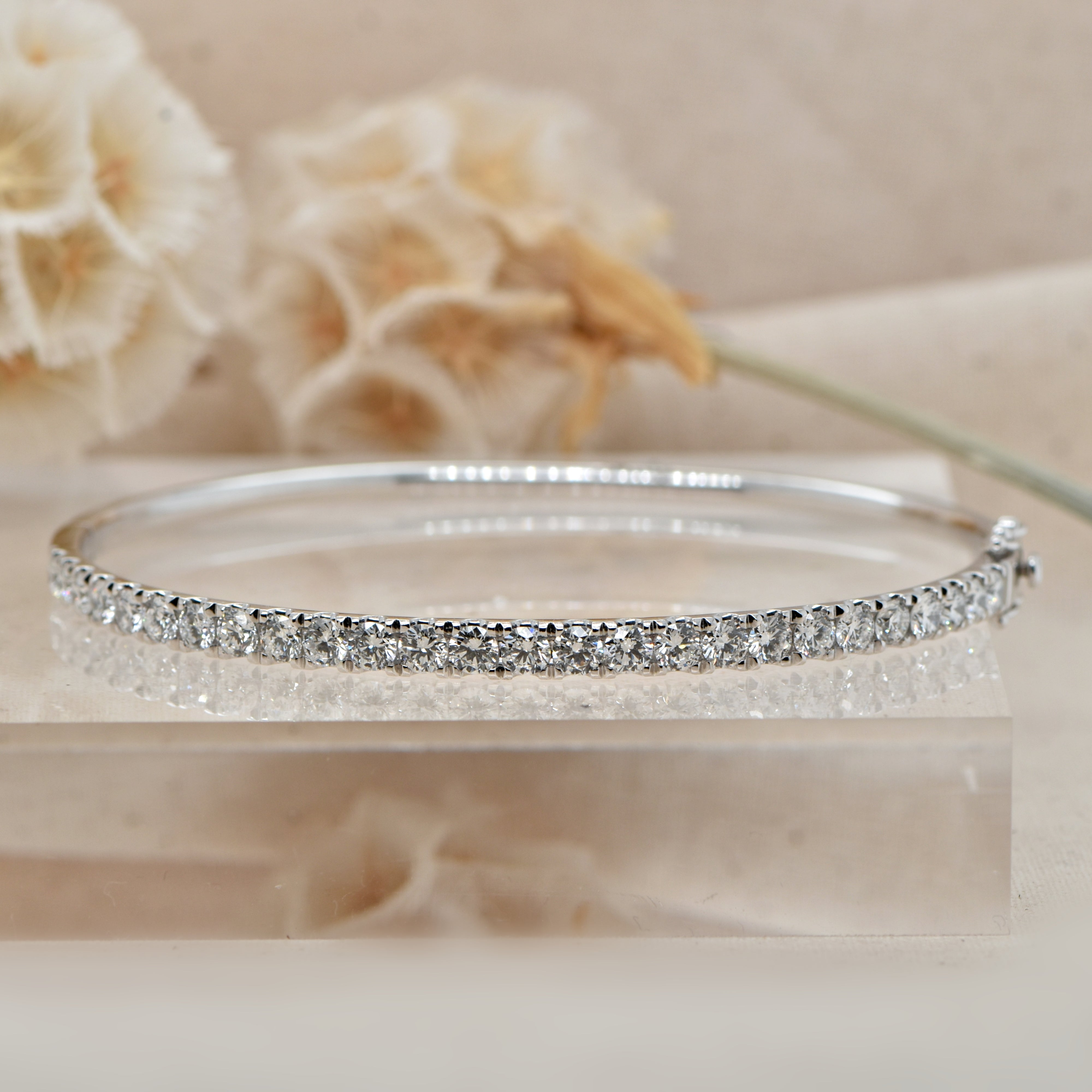 LAB GROWN - Diamond Bangle