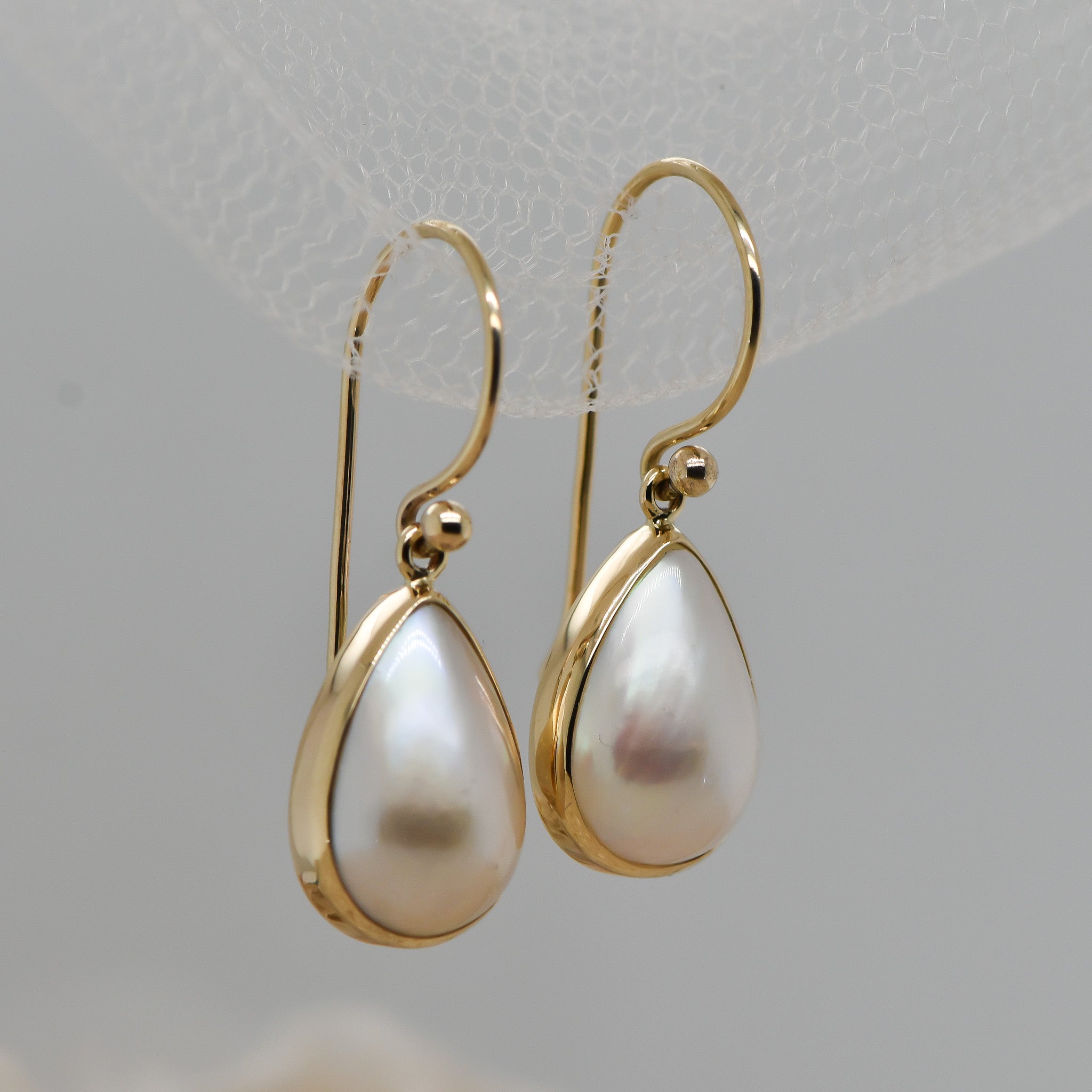9ct Mabe Pearl Pendant