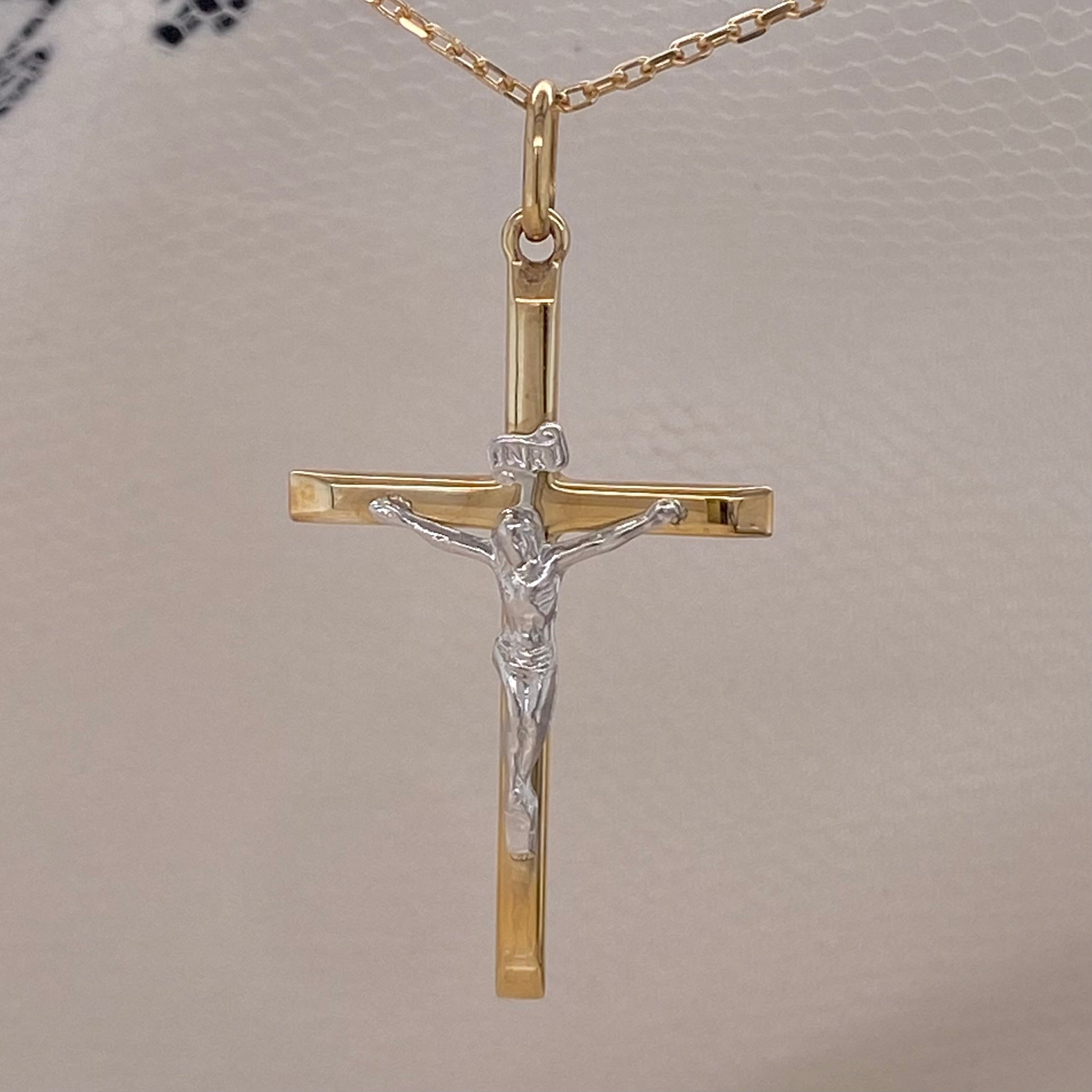 9ct 2 tone Italian crucifix