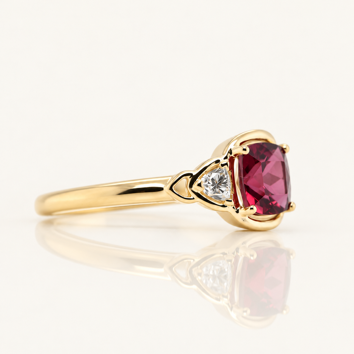 Rhodolite Garnet & Lab Grown Diamond Ring | 9ct Yellow Gold