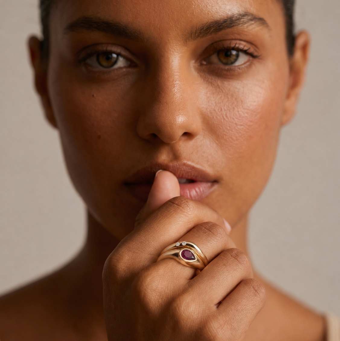 Curved Band | 9ct Yellow Gold | Two Round Brilliant Diamonds