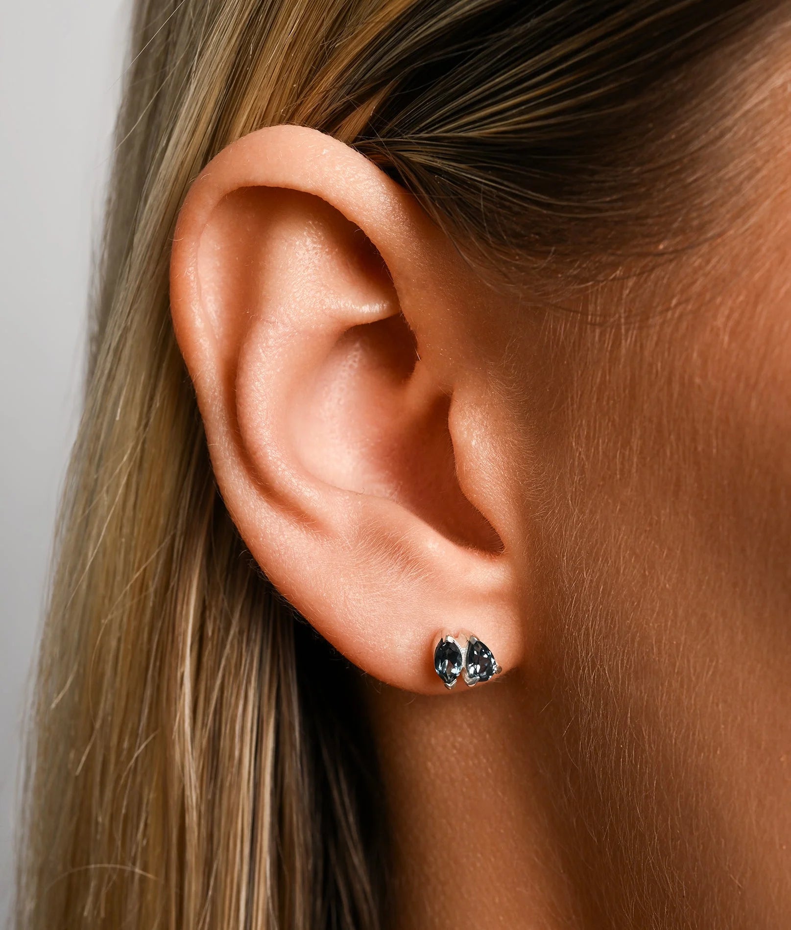 Von Treskow - London Blue Topaz Duo Studs