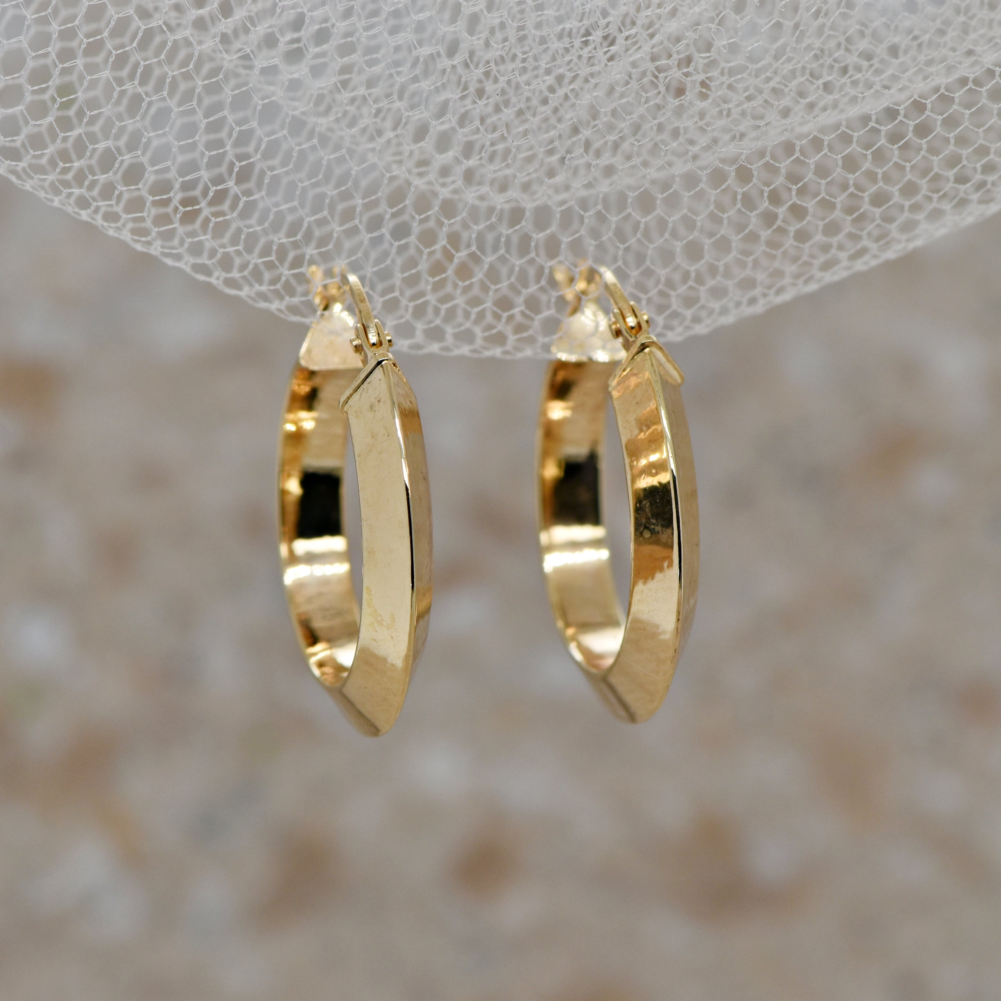 9ct knife edge hoop earrings