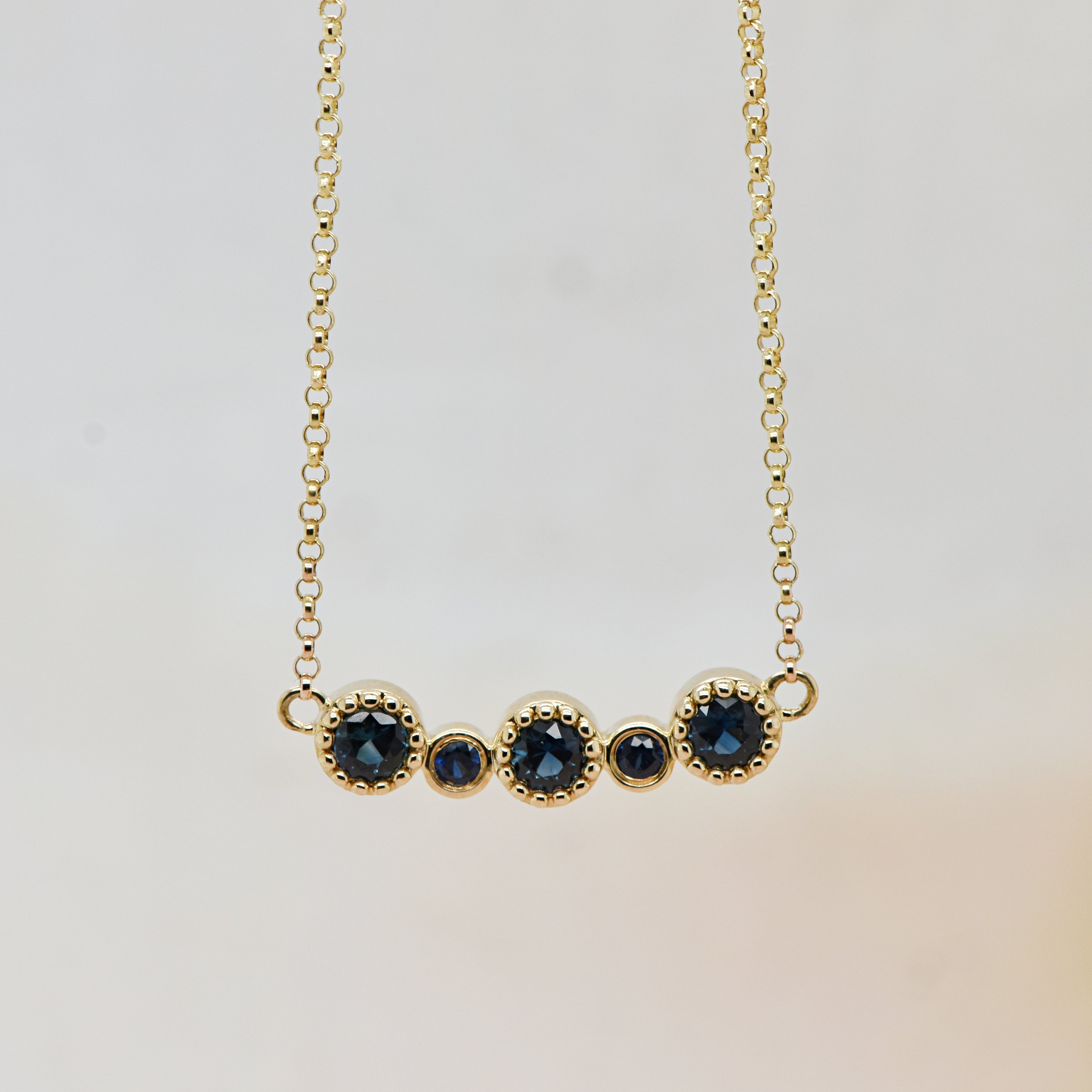 Sapphire Dreams - 'Gwen' yellow gold Sapphire Pendant