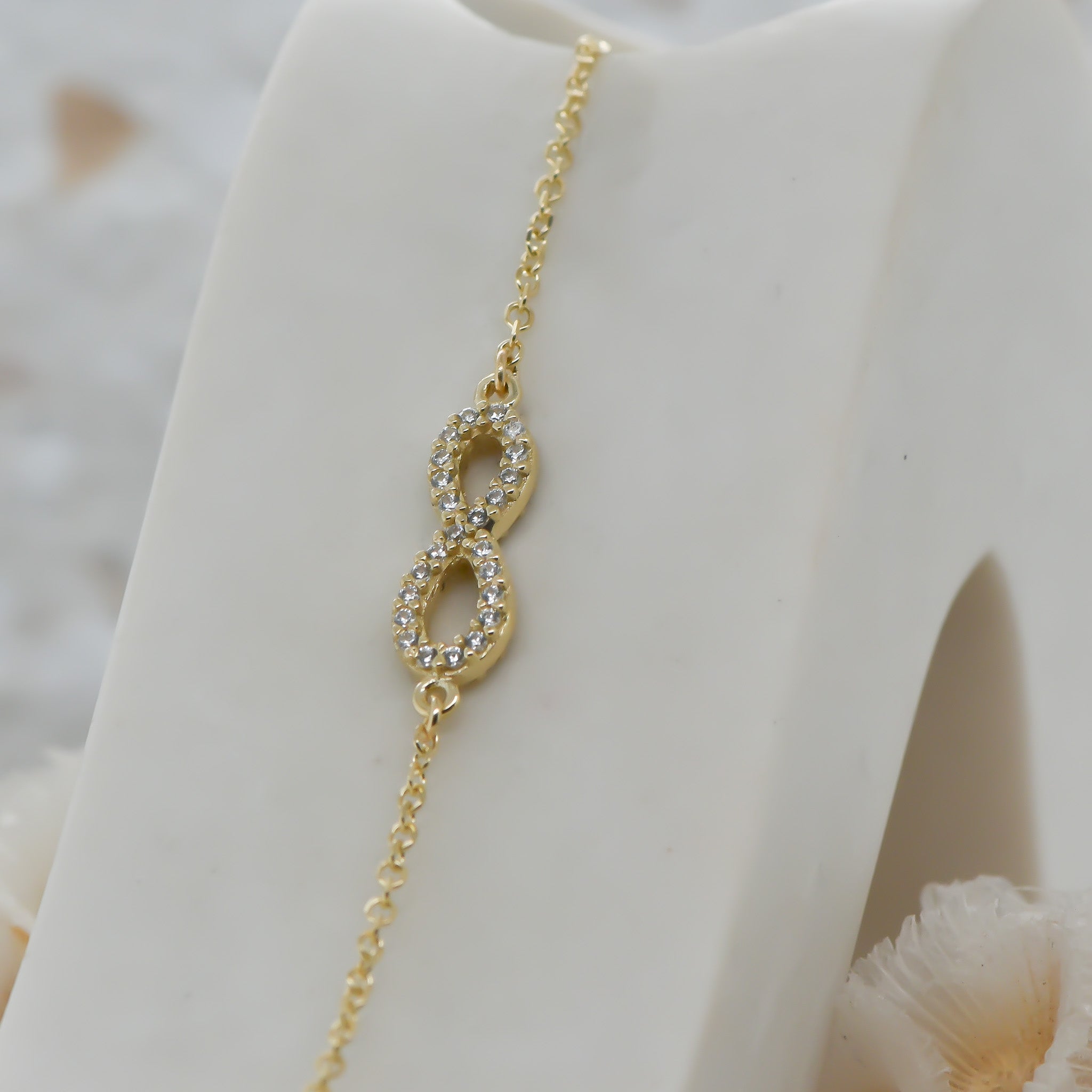 9ct gold infinity bracelet