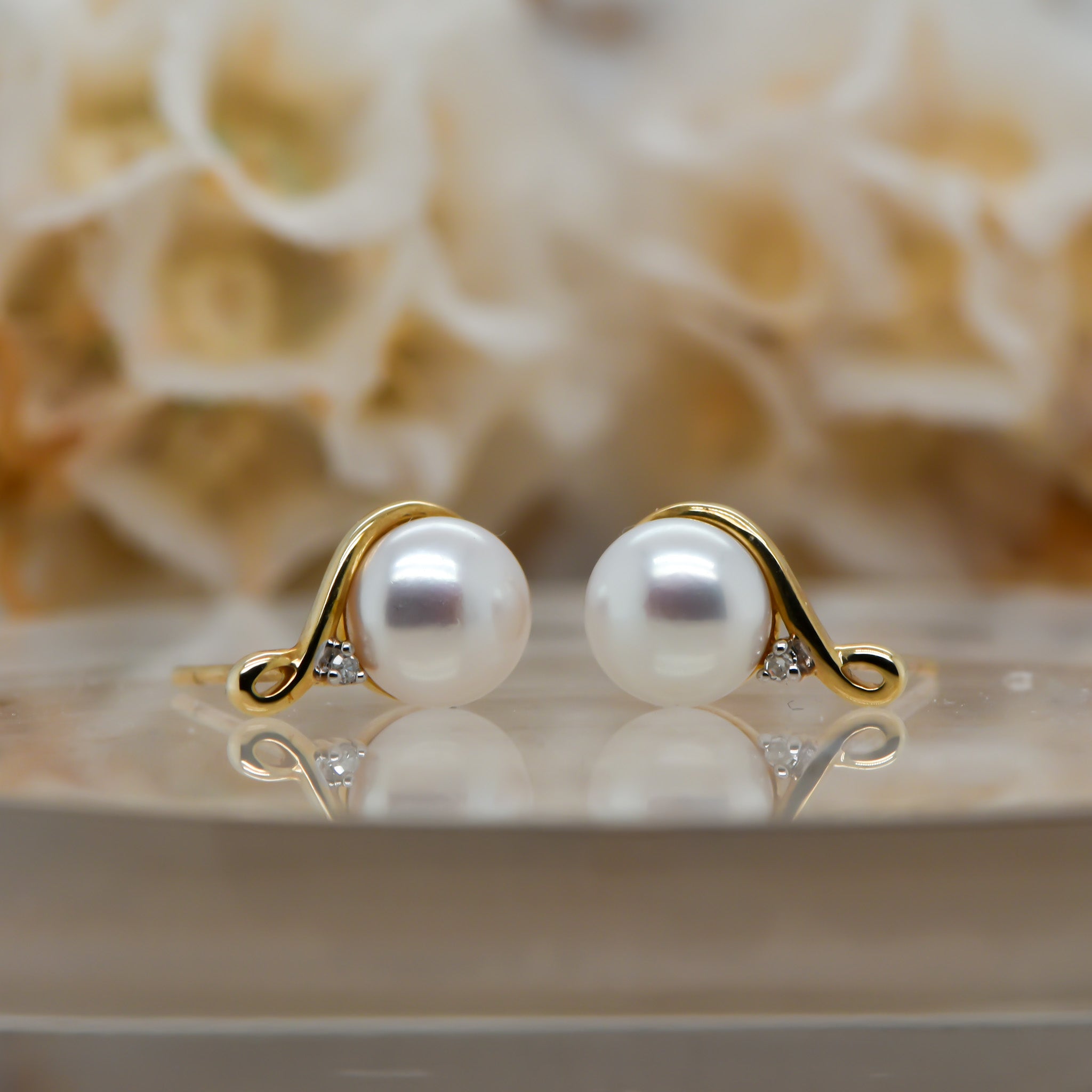 Fresh Water Pearl & Diamond earrings