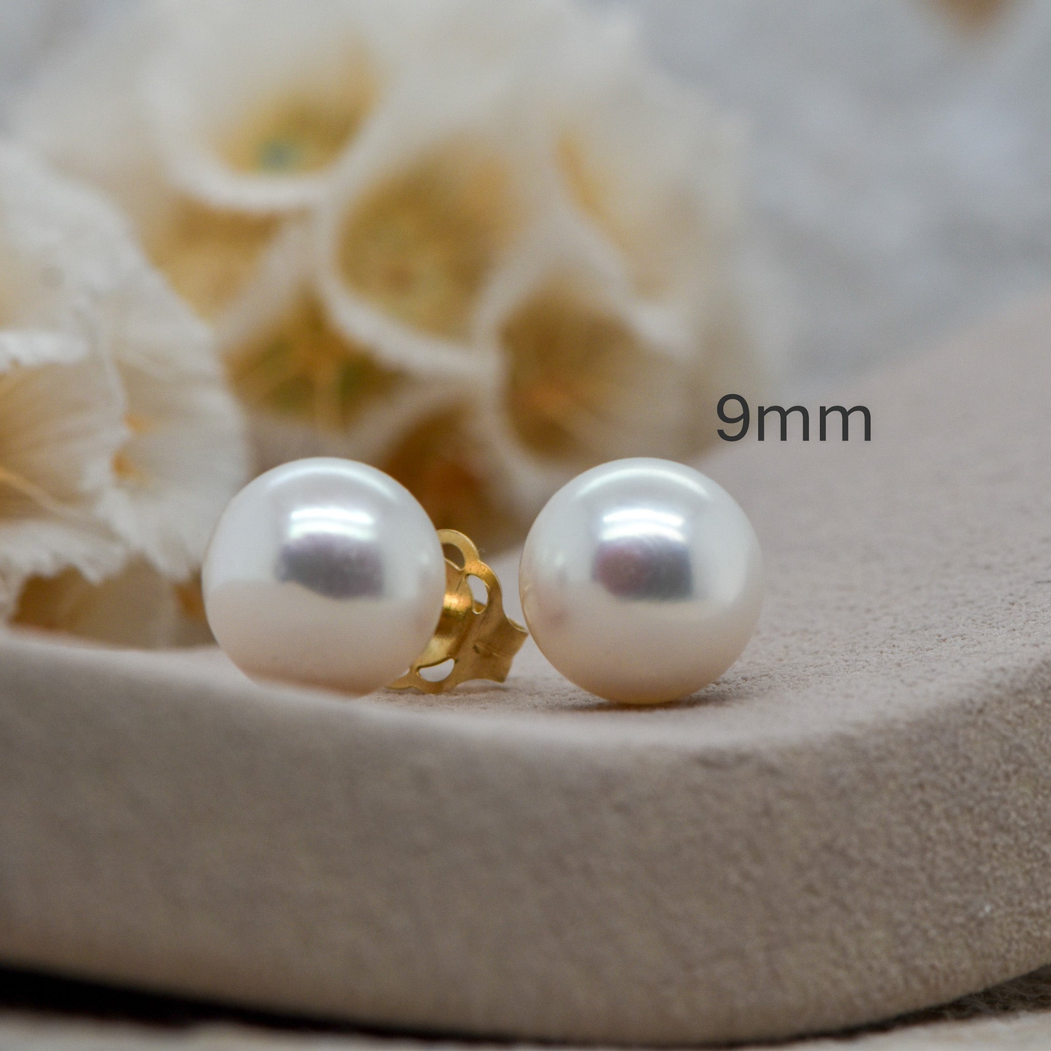 Fresh Water Pearl Studs - 9ct Gold