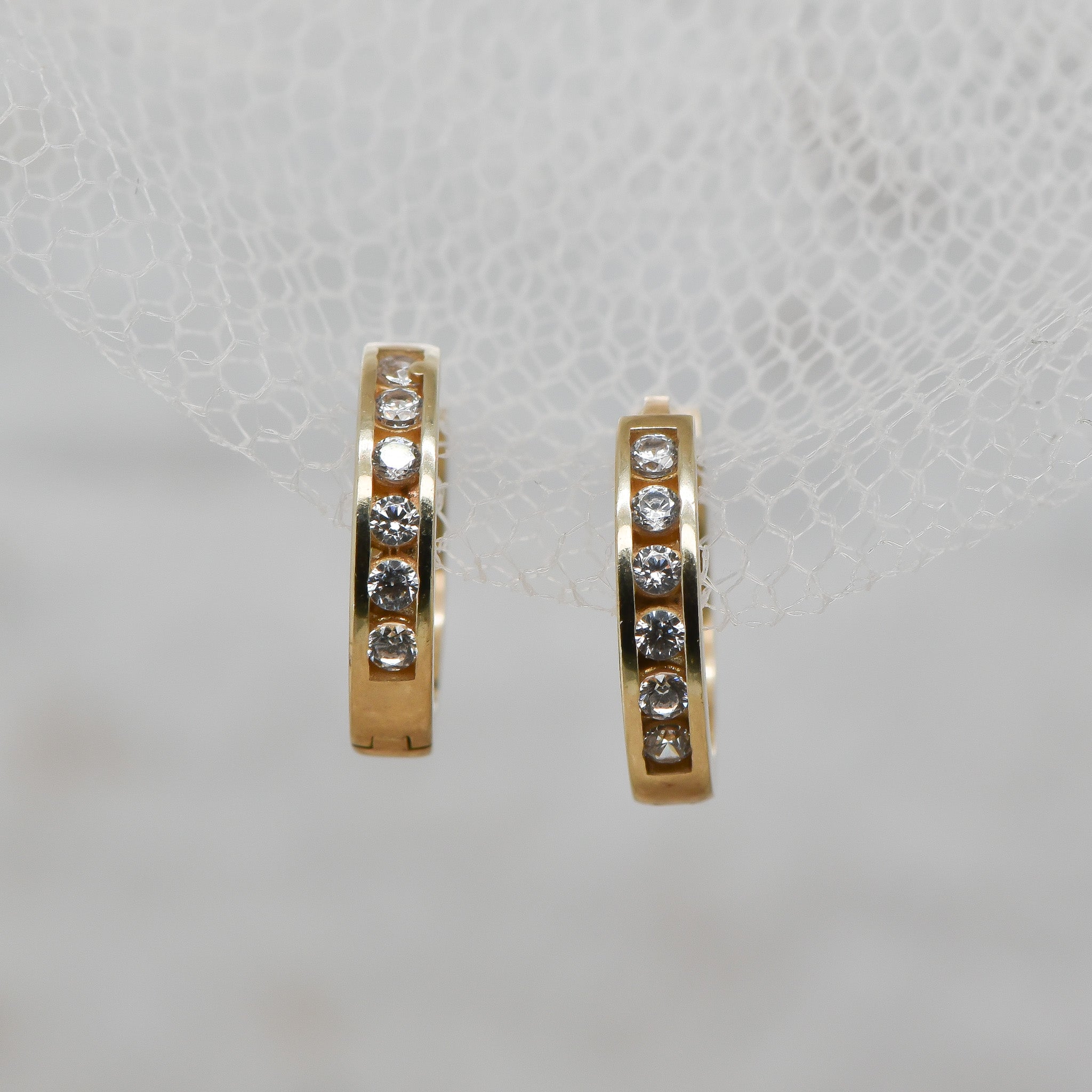 9ct CZ huggies