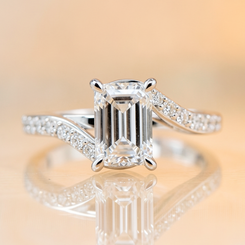 Harlow2.03ctEmeraldCutLabGrownDiamondEngagementRingBypassDiamondShoulders18ctWhiteGold