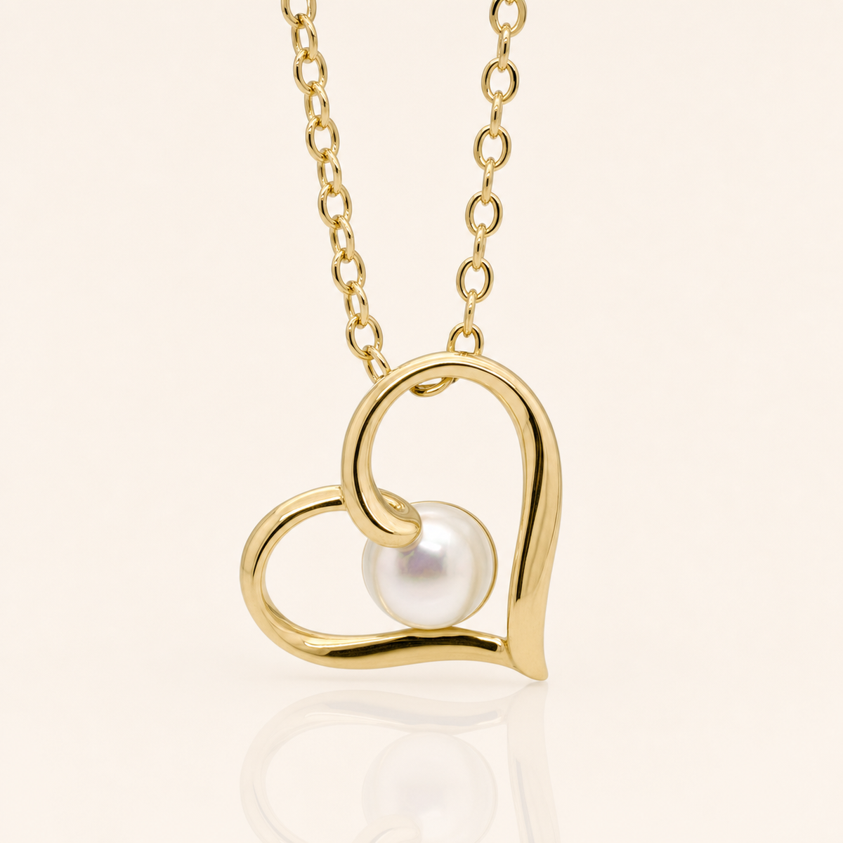 Pearl Heart Pendant | 9ct Yellow Gold