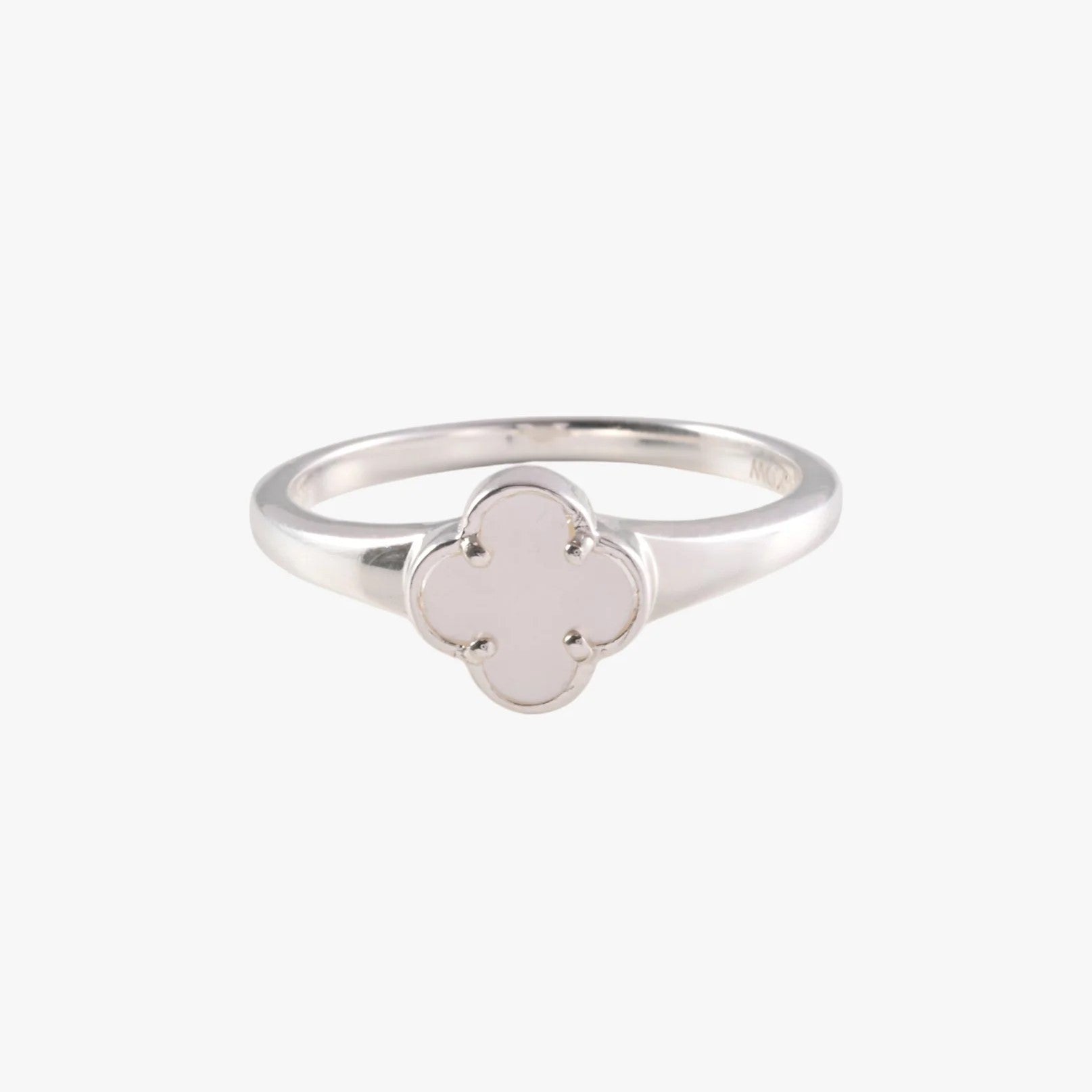 Von Treskow - Mini Clover Ring (Mother Of Pearl)