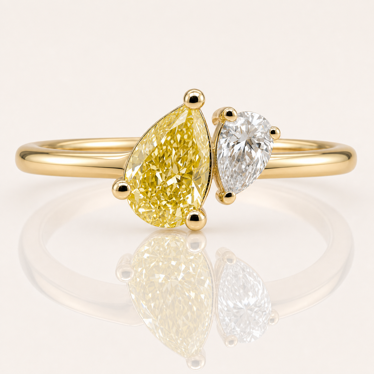 Toi et Moi Yellow & White Lab Grown Diamond Ring | 9ct Yellow Gold