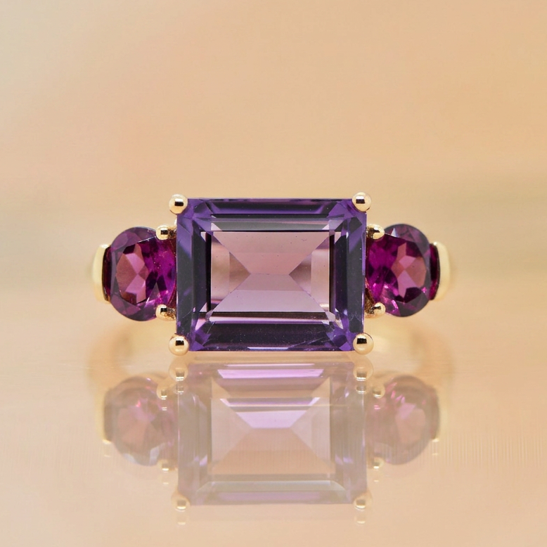 9ct Yellow Gold Amethyst & Rhodolite Garnet Trilogy Ring