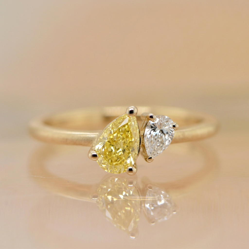 9ct Yellow Gold Toi et Moi Yellow & White Lab Grown Diamond Ring